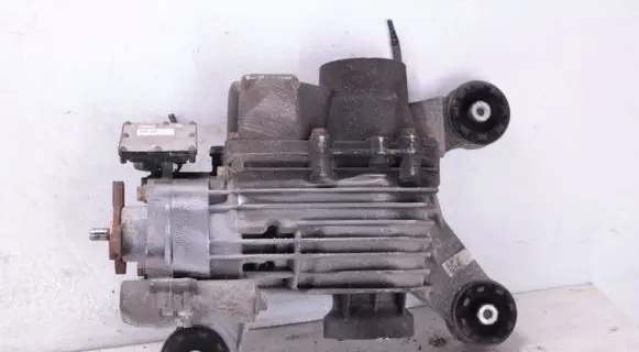 Audi Q3 8U Rear differential 0AY525010N 0AY907554J 10A0E4RH8