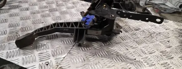 Clutch pedal