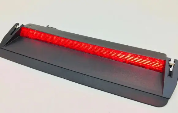 Volkswagen PASSAT CC Third/center stoplight 3C8945087