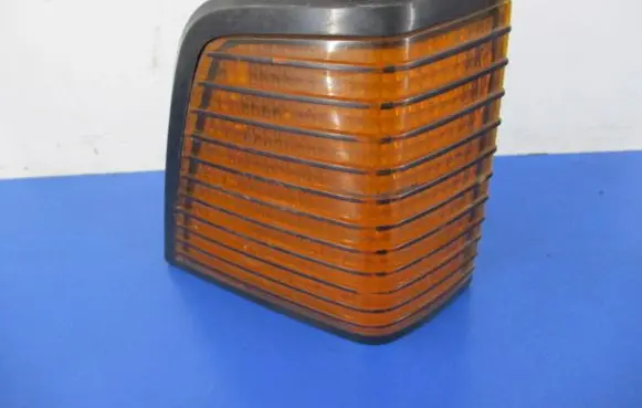 Volkswagen PASSAT Front indicator light