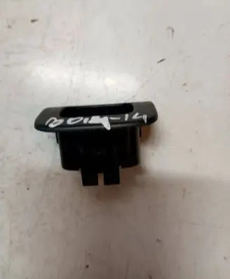 Volvo XC90 Rear seat cable / handle 30761134
