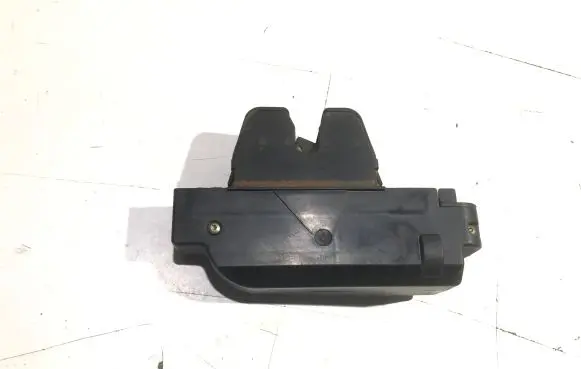 Peugeot 307 Loading door lock 9646091580