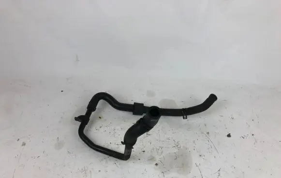 Audi Q7 4L Engine coolant pipe/hose 7L6121070F