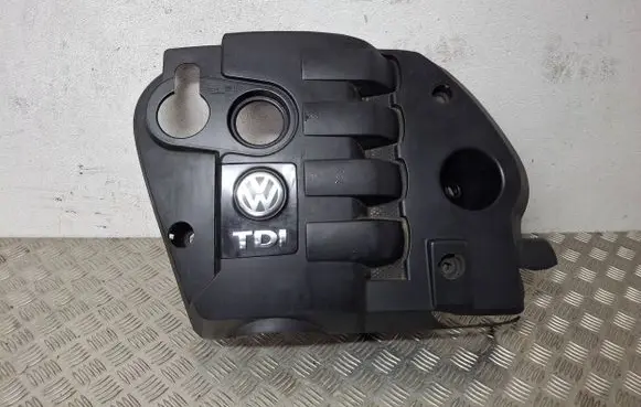 Volkswagen PASSAT B5.5 Engine cover (trim) 038103925BE 038103925