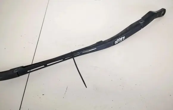 Audi A6 S6 C5 4B Front wiper blade arm