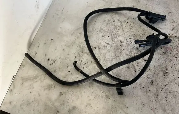 Mercedes-Benz C W204 Valve vacuum 0025401497