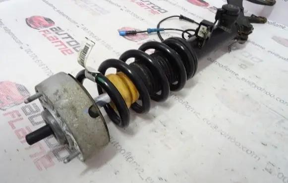 BMW X5M F85 Front shock absorber with coil spring 7856490