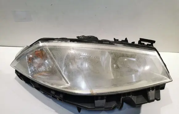 Renault Megane II Headlight/headlamp 89307003 8200476431