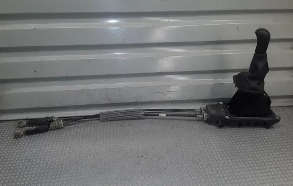 Renault Clio III Gear shifter/selector 8200755871