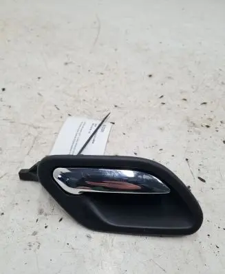 BMW 5 E39 Loading door interior handle 8226050