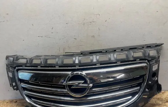 Opel Insignia A Front bumper upper radiator grill 13238420