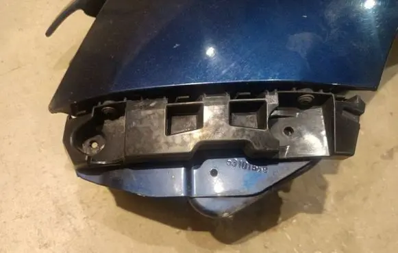 Dacia Logan II Front bumper mounting bracket 