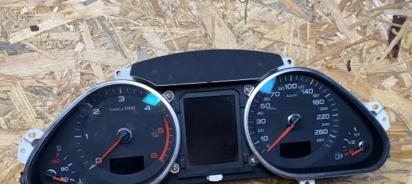 Audi A6 S6 C6 4F Speedometer (instrument cluster) 4F0920933Q