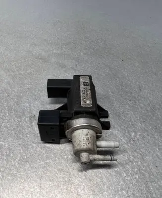 Volkswagen Touareg I Turbo solenoid valve 72290335