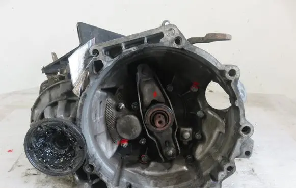 Seat Leon (1P) Manual 6 speed gearbox JCR