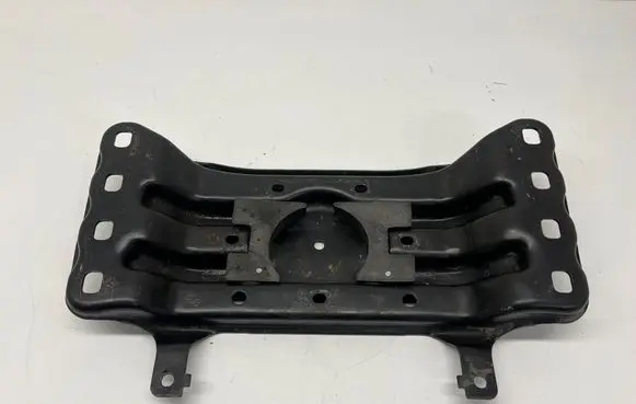 Mercedes-Benz GLK (X204) Gearbox mounting bracket A2042401202 Z010032414