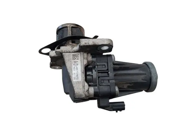 Renault Clio IV EGR valve H8201411538 7172RB5752