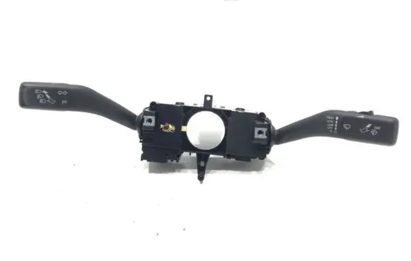 Volkswagen Jetta VI Wiper turn signal indicator stalk/switch 5C5953513D