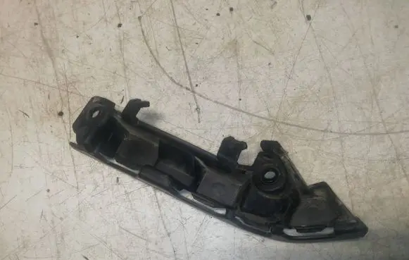 Land Rover Range Rover Sport L320 Front bumper mounting bracket DPL000171