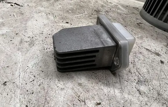 Nissan Qashqai+2 Heater blower motor/fan resistor 70T03ID18