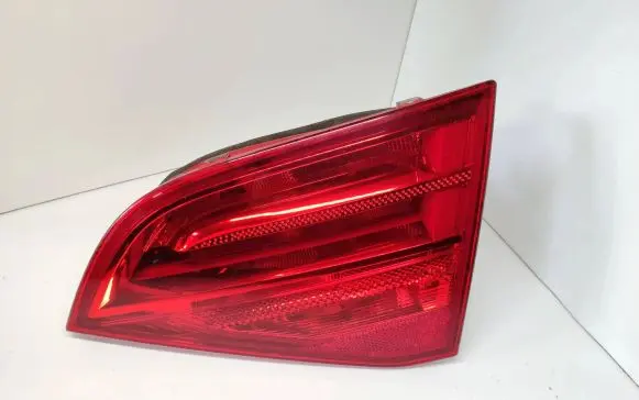 Audi A4 S4 B8 8K Tailgate rear/tail lights 8K9945094 210410R