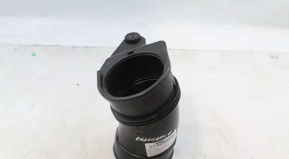 BMW 6 E63 E64 Air intake duct part 7521019 13717521019