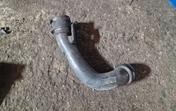 Volvo S80 Intercooler hose/pipe 30741667