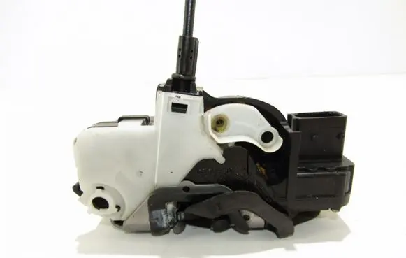 Opel Insignia A Front door lock