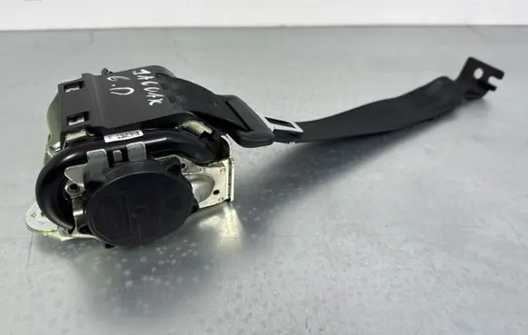Jaguar F-Pace Rear seatbelt 0589P1000277