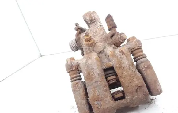 Nissan Primera Rear brake caliper