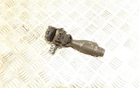 Volvo XC40 Wiper control stalk 31674104