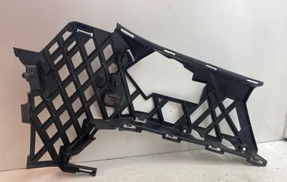 Volkswagen PASSAT B8 Front bumper support beam 3G0807177