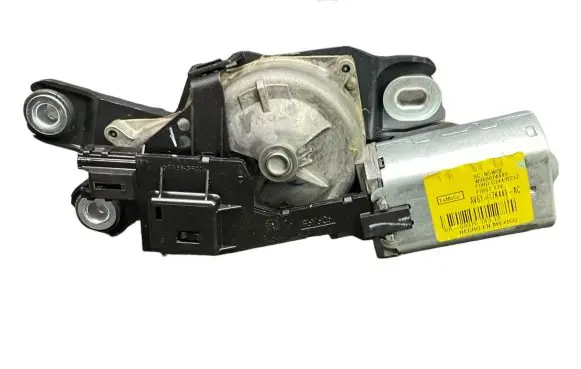 Ford Focus C-MAX Rear window wiper motor AV6117K441AC