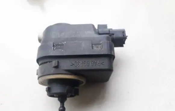 Peugeot 406 Headlight level adjustment motor 