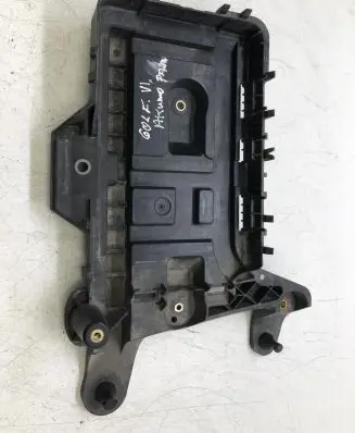 Volkswagen Golf VI Battery tray 1K0915333