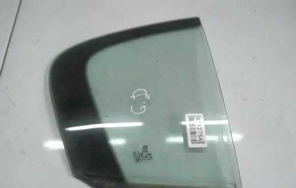 Volkswagen PASSAT B6 Rear vent window glass AS2