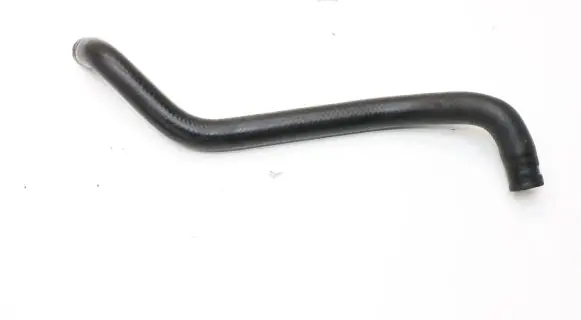 Toyota Auris 150 Engine coolant pipe/hose