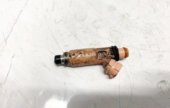 Lexus RX 300 Fuel injector 2325020030 23250-20030