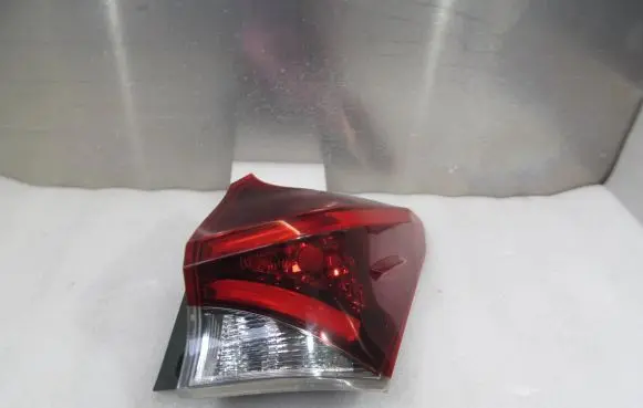 Toyota Auris E180 Rear/tail lights 8155102A61