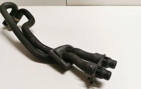 Land Rover Range Rover Evoque L538 Engine coolant pipe/hose 6G9118C266