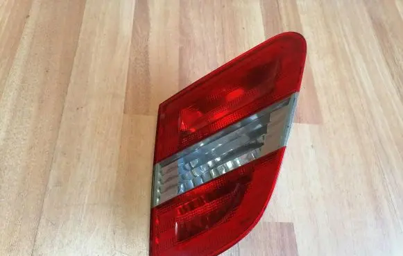 Mercedes-Benz B W245 Tailgate rear/tail lights A1698201664