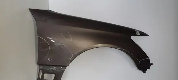 Lexus LS 430 Fender 