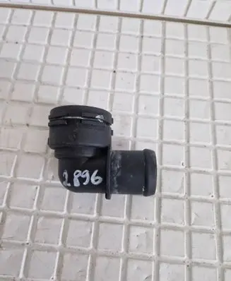 Volkswagen Tiguan Engine coolant pipe/hose 5N0122291C
