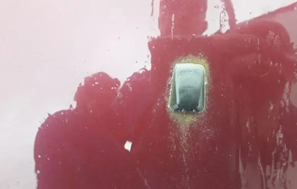 Windshield washer spray nozzle
