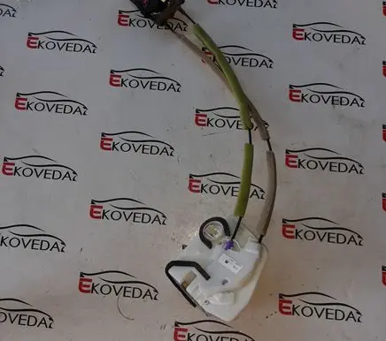 Mazda 3 III Front door lock 4L04D0294