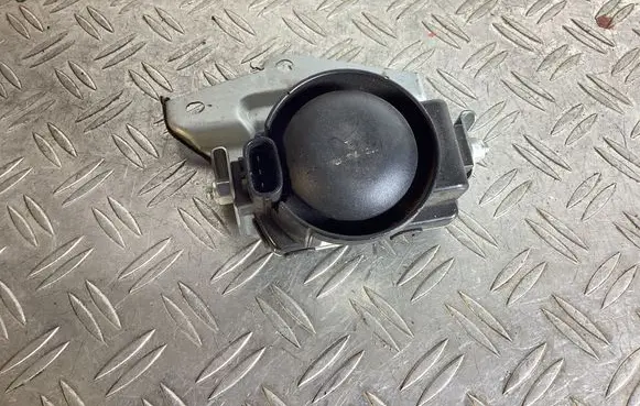 Toyota Land Cruiser (J120) Alarm system siren 8904060020