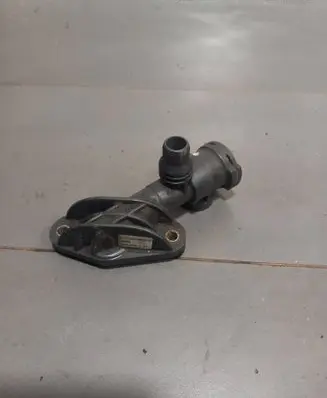 BMW X5 E70 Thermostat/thermostat housing l5222