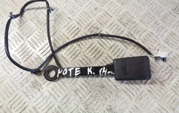 Nissan Note (E12) Front seatbelt buckle 8858210448