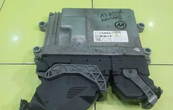 Mazda 6 Engine control unit/module SH0618881F