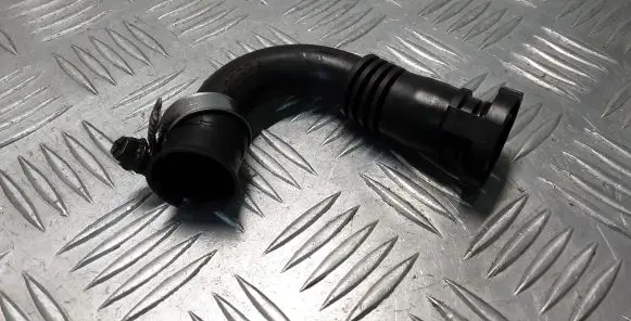 Skoda Octavia Mk1 (1U) Breather hose/pipe 038103493P